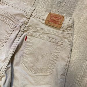 levi’s relaxed stretch jean